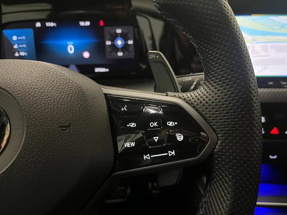 Volkswagen Golf 2.0 TSI R 4Motion | AKRAPOVIC | PANO | LEDER uit 2021, foto 12