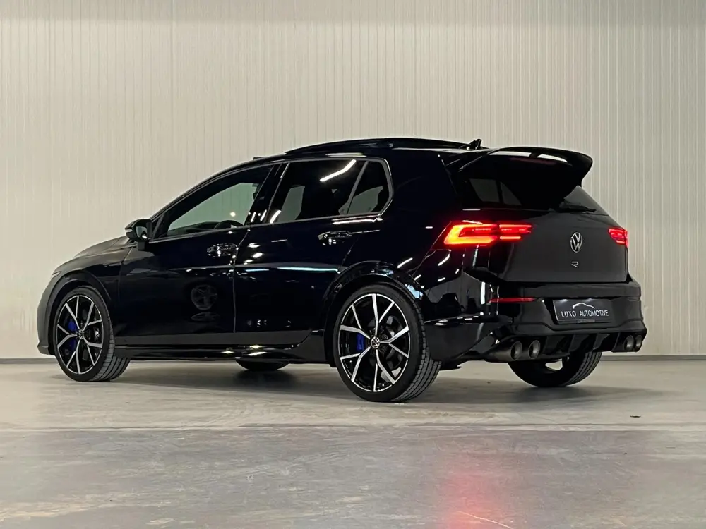 Volkswagen Golf 2.0 TSI R 4Motion | AKRAPOVIC | PANO | LEDER uit 2021, foto 2