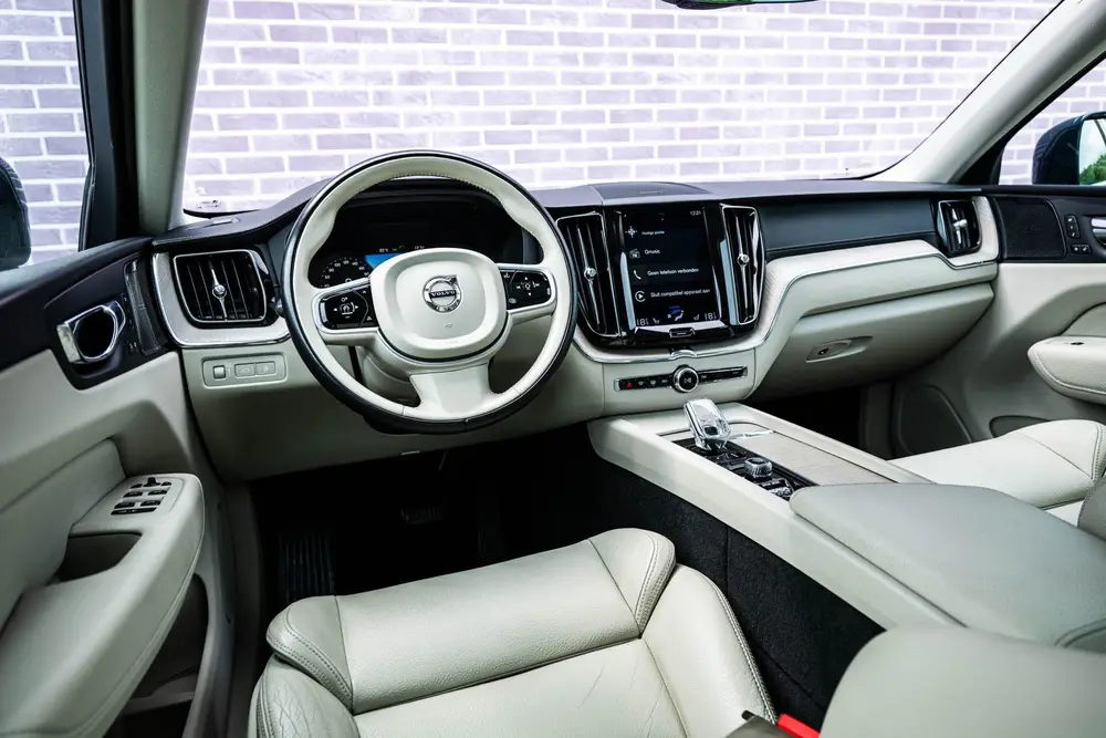 Volvo XC60 2.0 T8 Twin Engine AWD Inscription | Harman/Kardo uit 2019, foto 12
