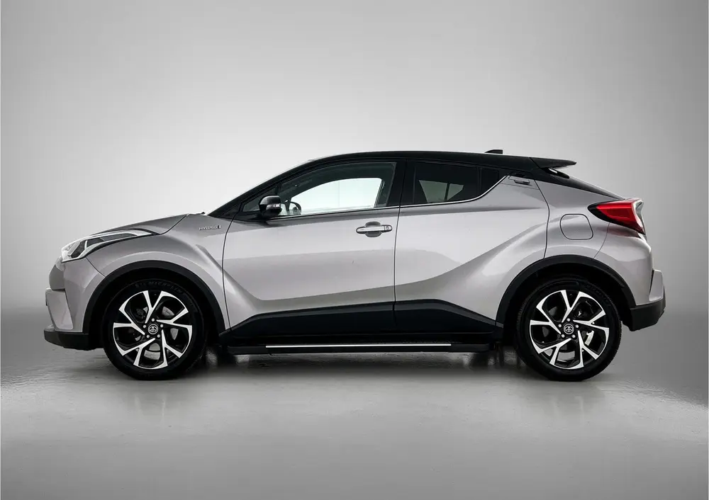 Toyota C-Hr 1.8 Hybrid Dynamic | Navigatie | Airco | Achteru uit 2019, foto 3