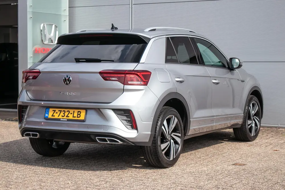 Volkswagen T-Roc 1.5 TSI DSG R-Line Business -Afn. trekhaak uit 2023, foto 2