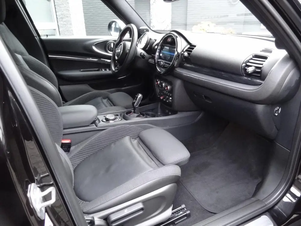 Mini Clubman 2.0 Cooper S Knightsbridge Edition Automaa uit 2019, foto 14