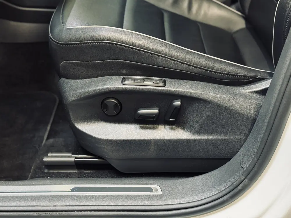 Volkswagen Tiguan 1.5 TSI ACT Highline R-Line | Panorama | L uit 2020, foto 13