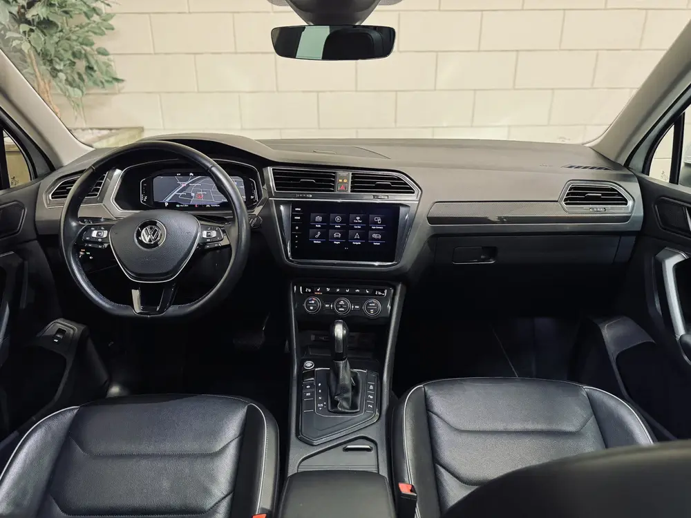 Volkswagen Tiguan 1.5 TSI ACT Highline R-Line | Panorama | L uit 2020, foto 3