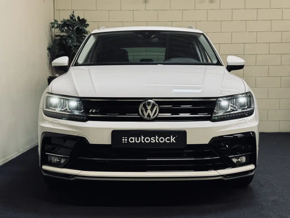 Volkswagen Tiguan 1.5 TSI ACT Highline R-Line | Panorama | L uit 2020, foto 8