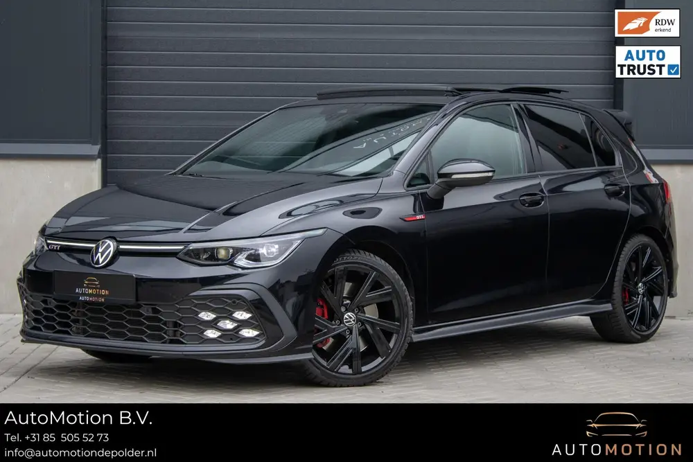 Volkswagen Golf 2.0 TSI GTI PANO CAMERA MISTLAMPEN IQ STOELV uit 2022