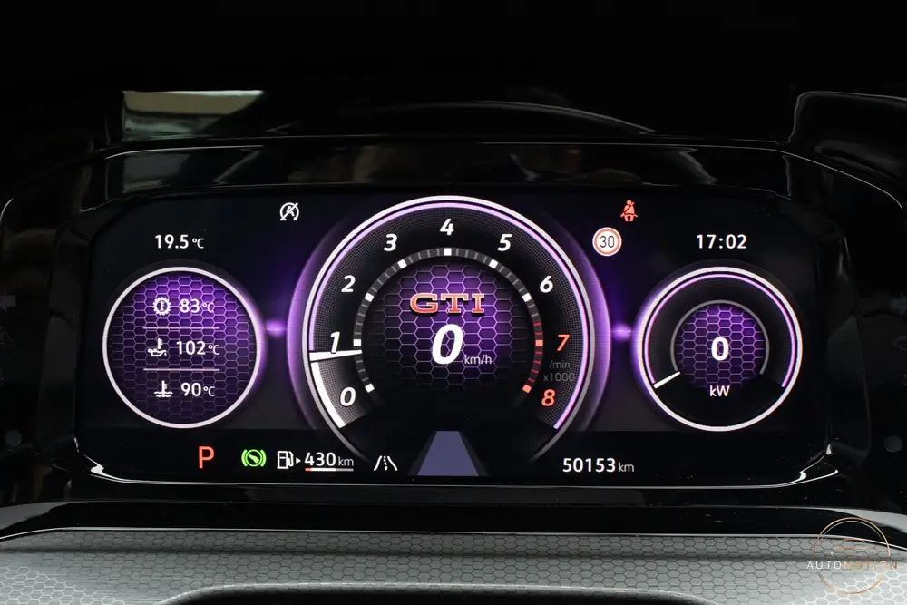 Volkswagen Golf 2.0 TSI GTI PANO CAMERA MISTLAMPEN IQ STOELV uit 2022, foto 12
