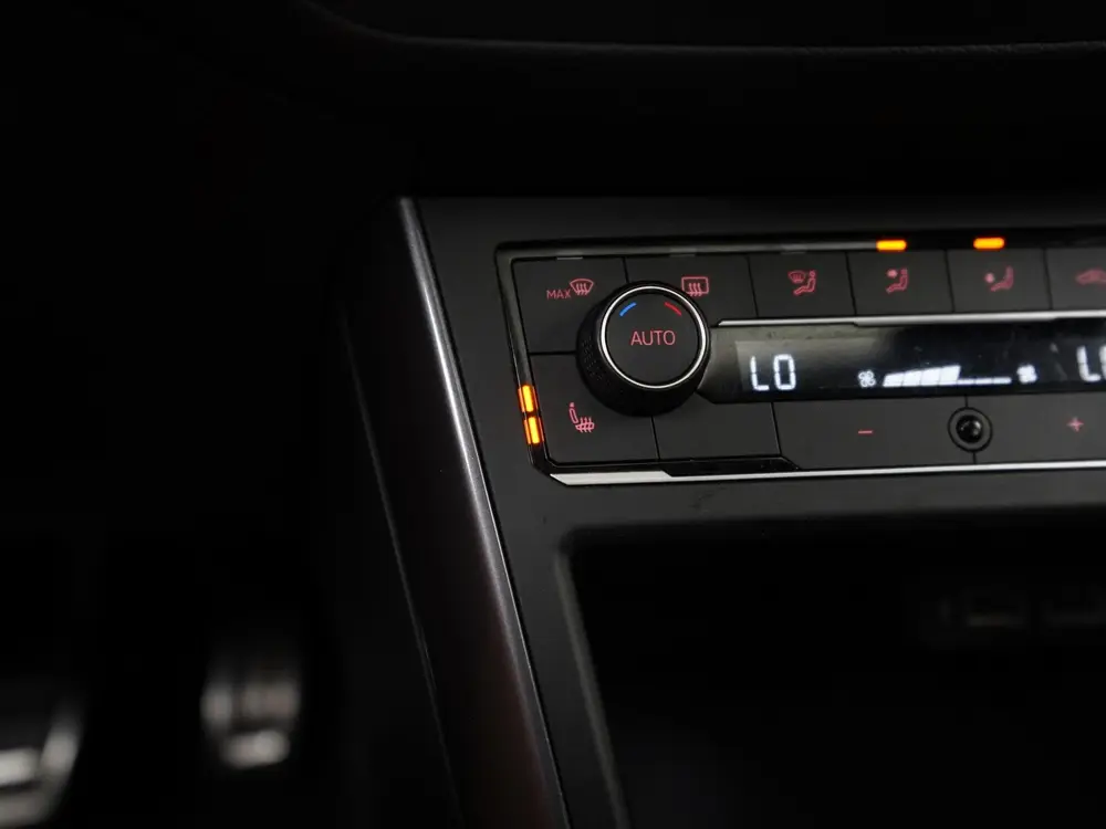 Volkswagen Polo 1.5 TSI R-Line DSG | Schuifdak | Digital Coc uit 2020, foto 12