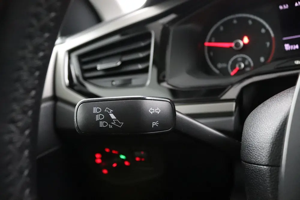 Volkswagen Polo 1.0 TSI Comfortline | Navigatie | Airco | uit 2020, foto 18