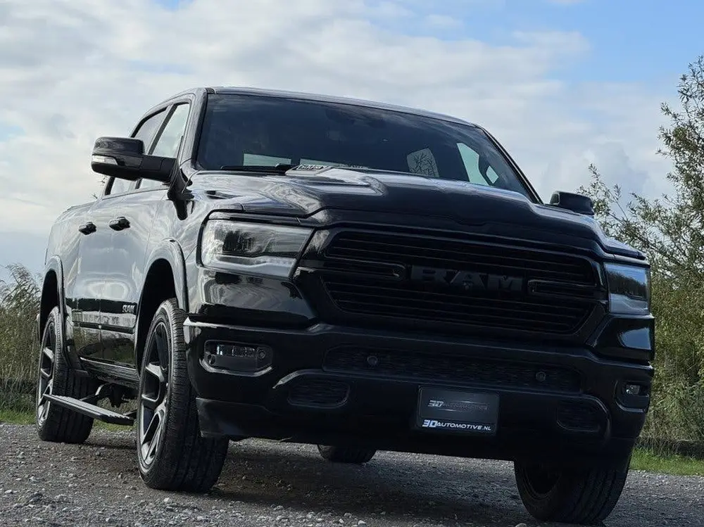Dodge Ram 1500 LARAMIE NIGHT 5.7L V8, LAGE BIJTELLING, PANO uit 2019, foto 2