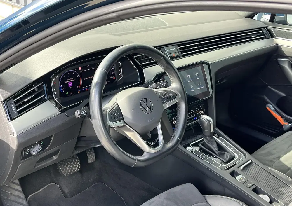 Volkswagen Passat 1.5 TSI R-Line Business + ACC/STOELVERW/ER uit 2021, foto 17