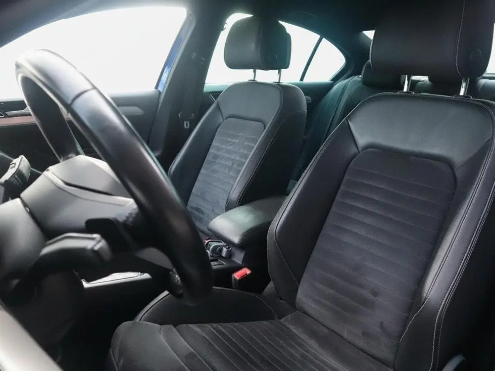 Volkswagen Passat 2.0 TSI 4Motion Elegance Business R | 272P uit 2020, foto 11