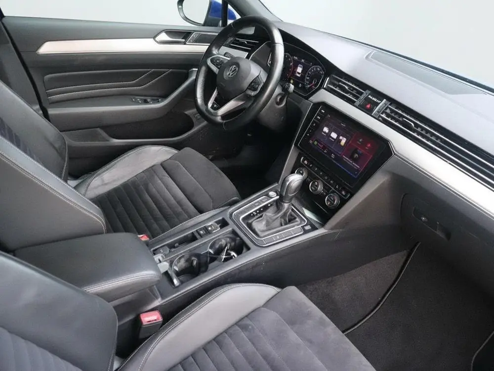 Volkswagen Passat 2.0 TSI 4Motion Elegance Business R | 272P uit 2020, foto 12