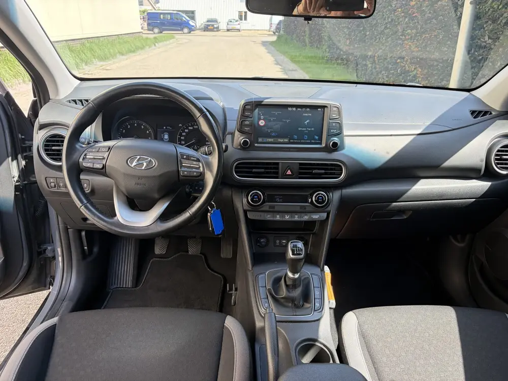 Hyundai Kona 1.0 T-GDI Comfort / NAVI / CRUISE / CLIMATE / 1 uit 2019, foto 3