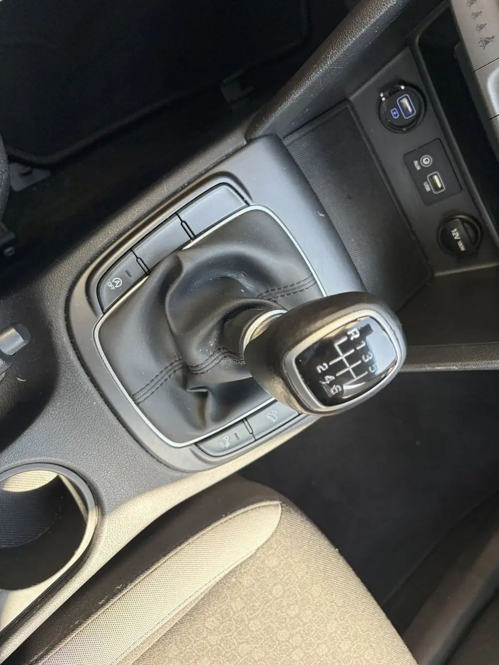 Hyundai Kona 1.0 T-GDI Comfort / NAVI / CRUISE / CLIMATE / 1 uit 2019, foto 9