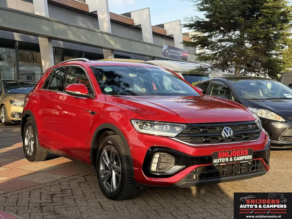 Volkswagen T-Roc 1.5 TSI Sport Business R panoramadak uit 2022, foto 2