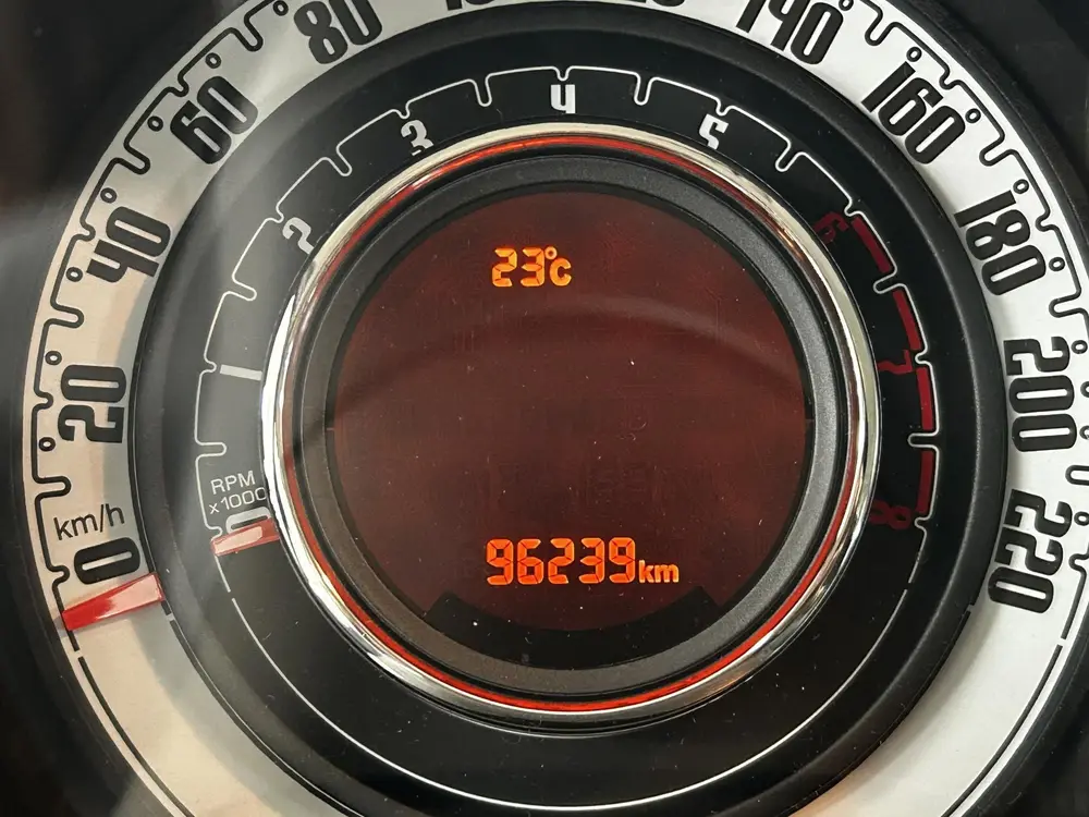 Fiat 500 1.2 Young NAVIGATIE | LICHTMETALEN VELGEN uit 2019, foto 4