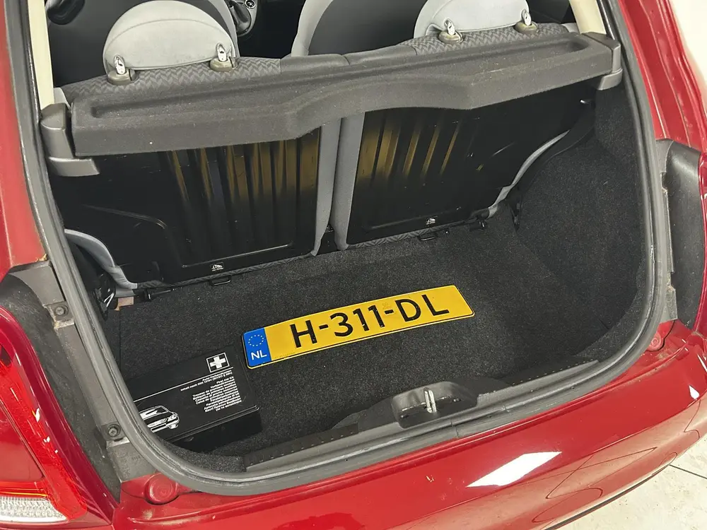Fiat 500 1.2 Young NAVIGATIE | LICHTMETALEN VELGEN uit 2019, foto 9