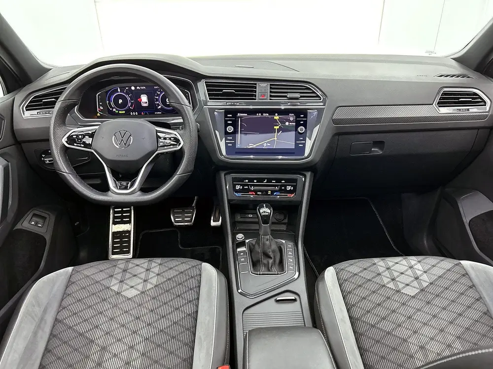 Volkswagen Tiguan 1.4 TSI eHybrid R-Line Business | Automaat uit 2022, foto 3