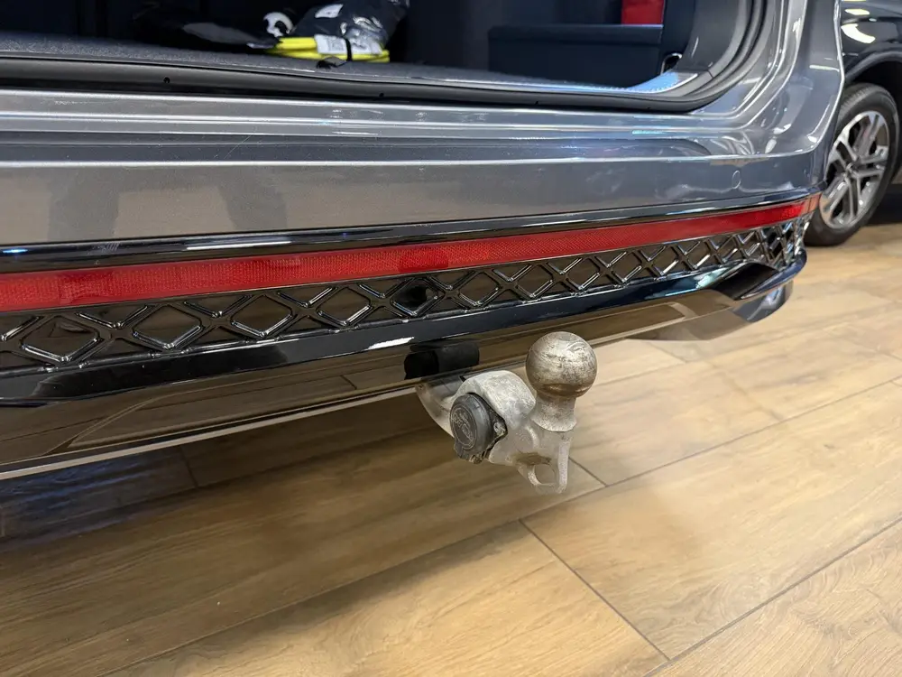 Volkswagen Passat Variant 1.5 eTSI R-Line Edition PHEV|PANO| uit 2025, foto 18