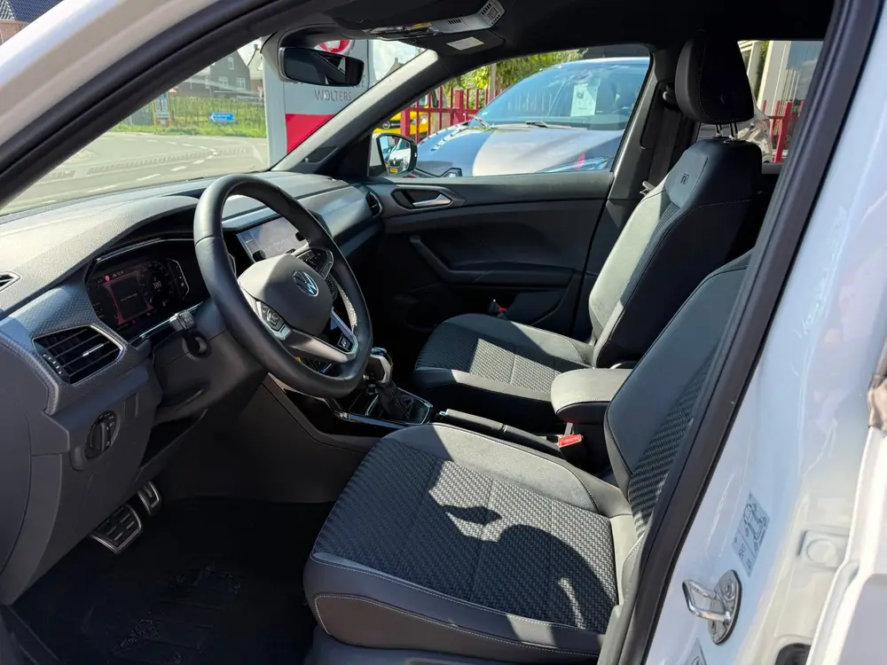 Volkswagen T-Cross 1.0 TSI R-Line Business/ Apple Carplay/RI uit 2023, foto 17