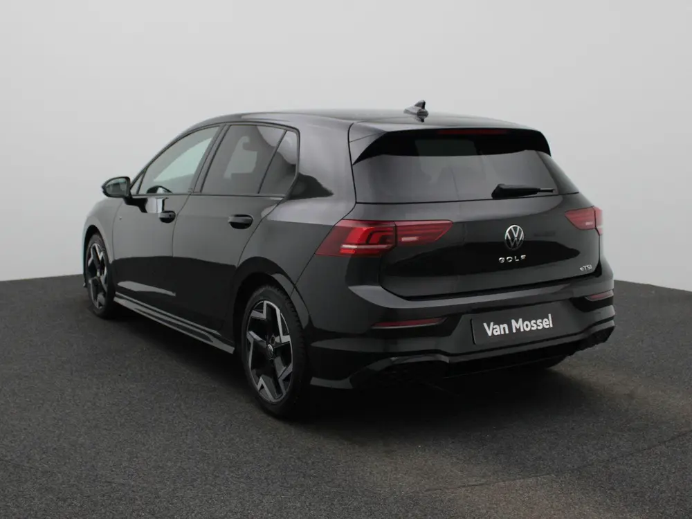 Volkswagen Golf 1.5 eTSI R-Line Edition AUTOMAAT | R-LINE | uit 2025, foto 2