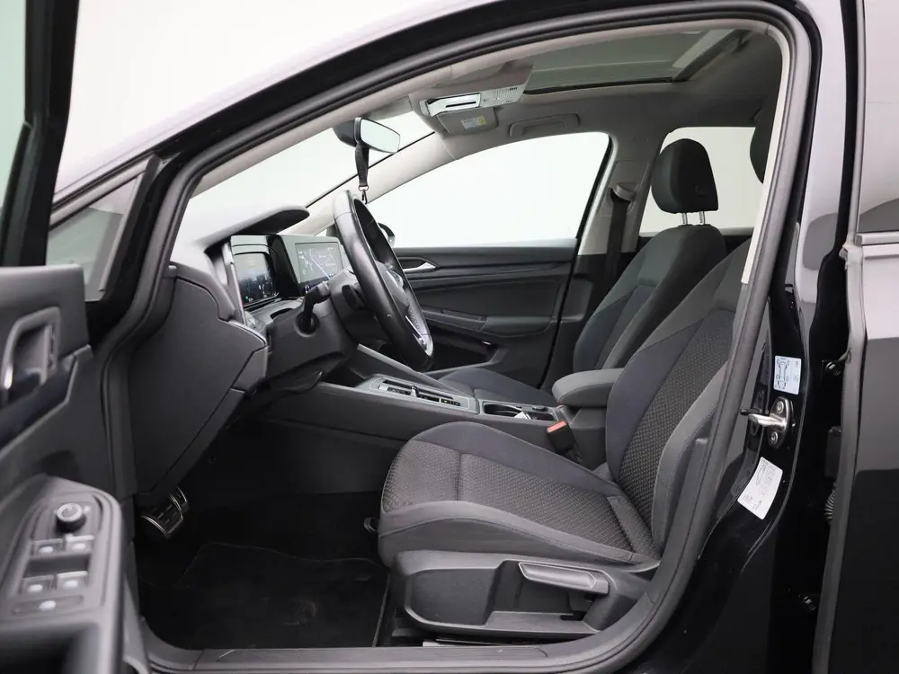 Volkswagen Golf 1.5 eTSI R-Line ADAPTIVE CRUISECONTROL | NAV uit 2021, foto 11