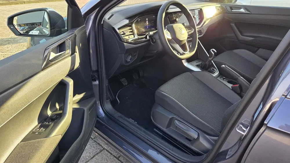 Volkswagen Polo 1.0 TSI Life uit 2024, foto 14