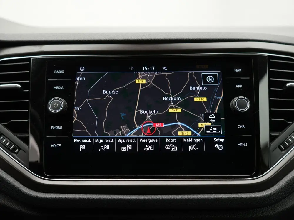 Volkswagen T-Roc 1.5 TSI Sport Business R AUTOMAAT | PANORAM uit 2019, foto 15
