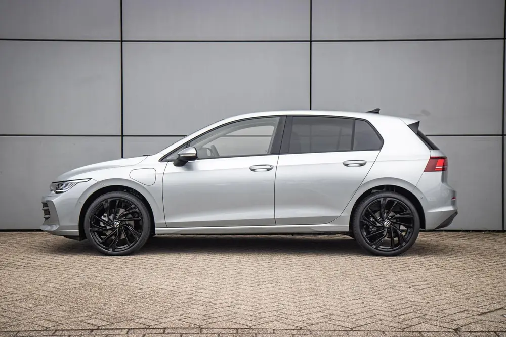Volkswagen Golf 1.5 eHybrid 204pk Life Edition | 19" Velgen uit 2026, foto 11