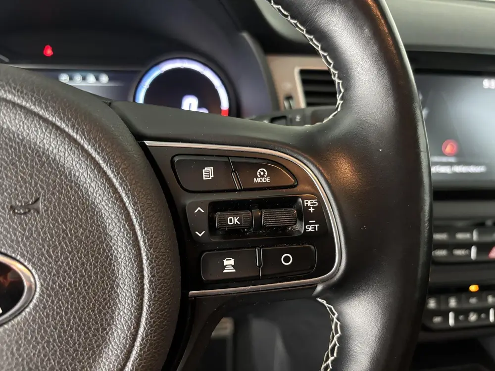 Kia E-Niro ExecutiveLine 64 kWh | SOH 100% | 4 NIEUWE ALL SE uit 2019, foto 15