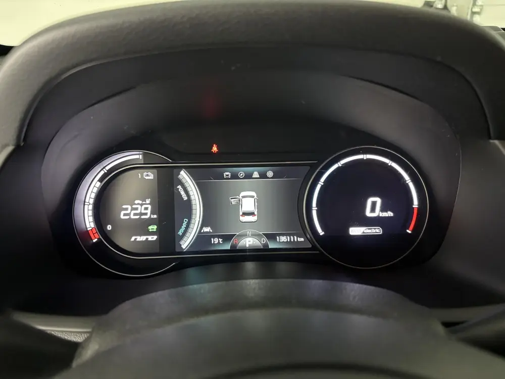 Kia E-Niro ExecutiveLine 64 kWh | SOH 100% | 4 NIEUWE ALL SE uit 2019, foto 9