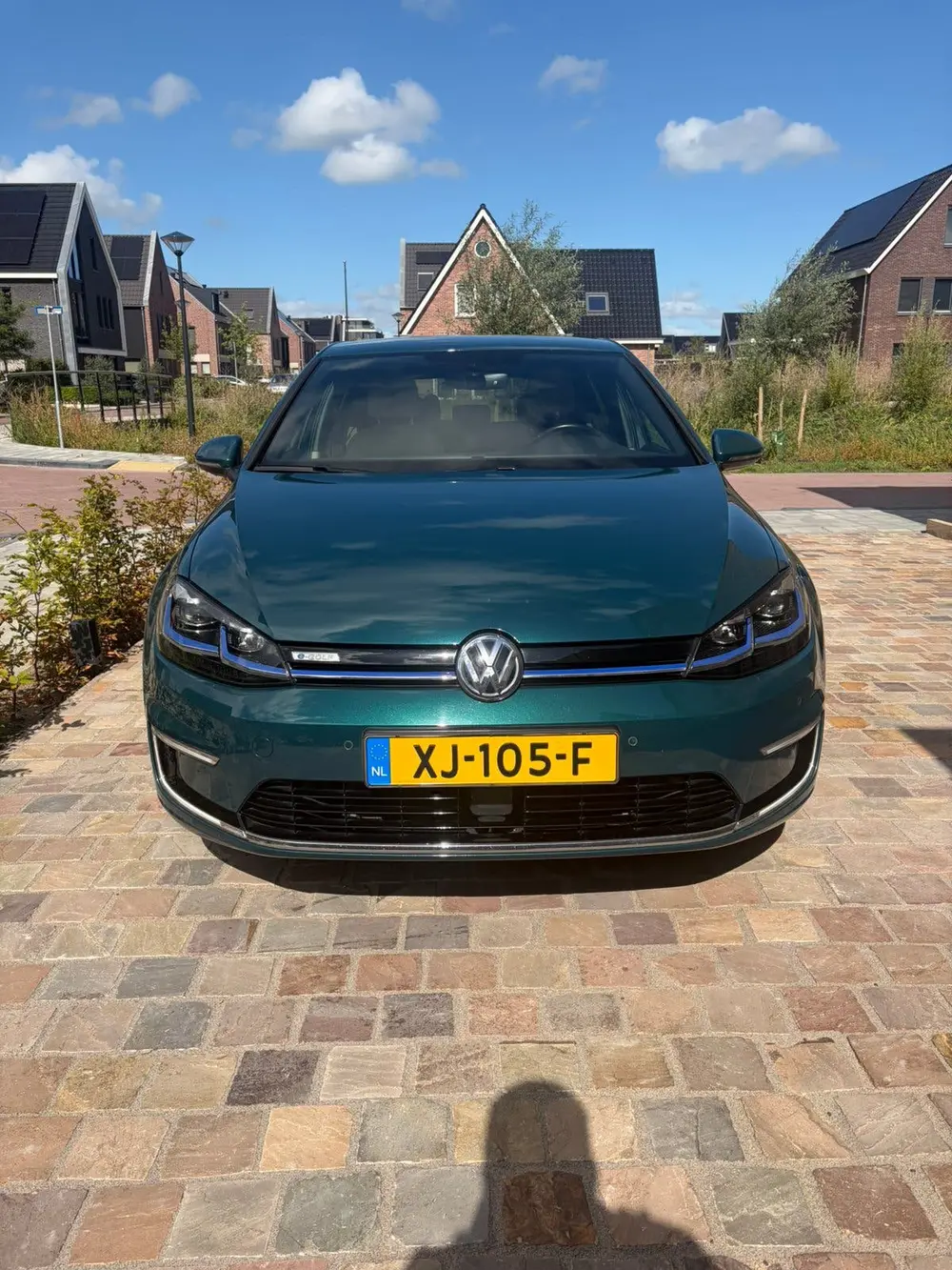 Volkswagen Golf e-Golf 36 kWh 136 pk Automaat 2019 Peacock Groen uit 2019, foto 3