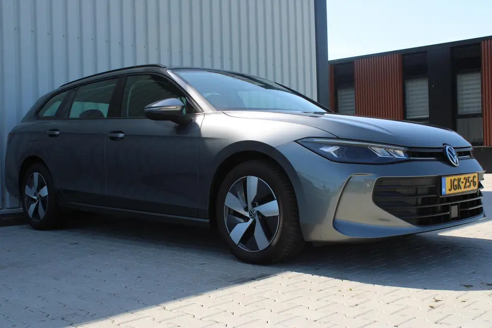 Volkswagen Passat Variant 1.5 eTSI 150 pk | Incl. 12 maanden uit 2024, foto 19