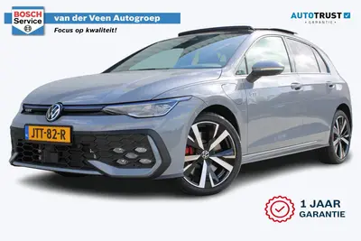 Volkswagen Golf 1.5 eHybrid GTE | Panorama dak | Stoel/Stuur uit 2025