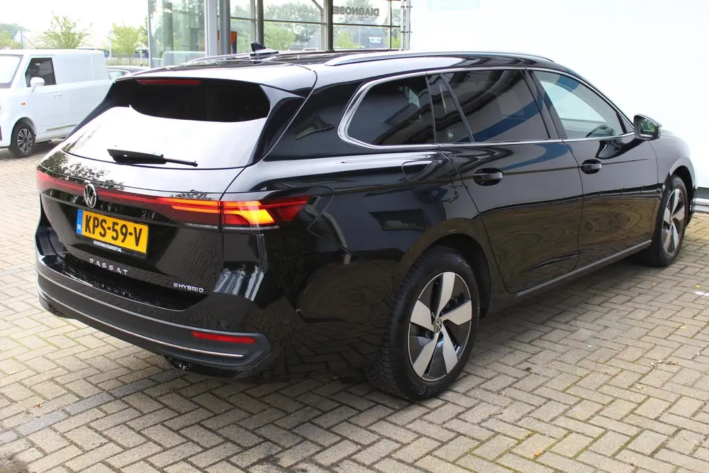 Volkswagen Passat Variant 1.5 eHybrid Elegance Business 272 uit 2025, foto 11
