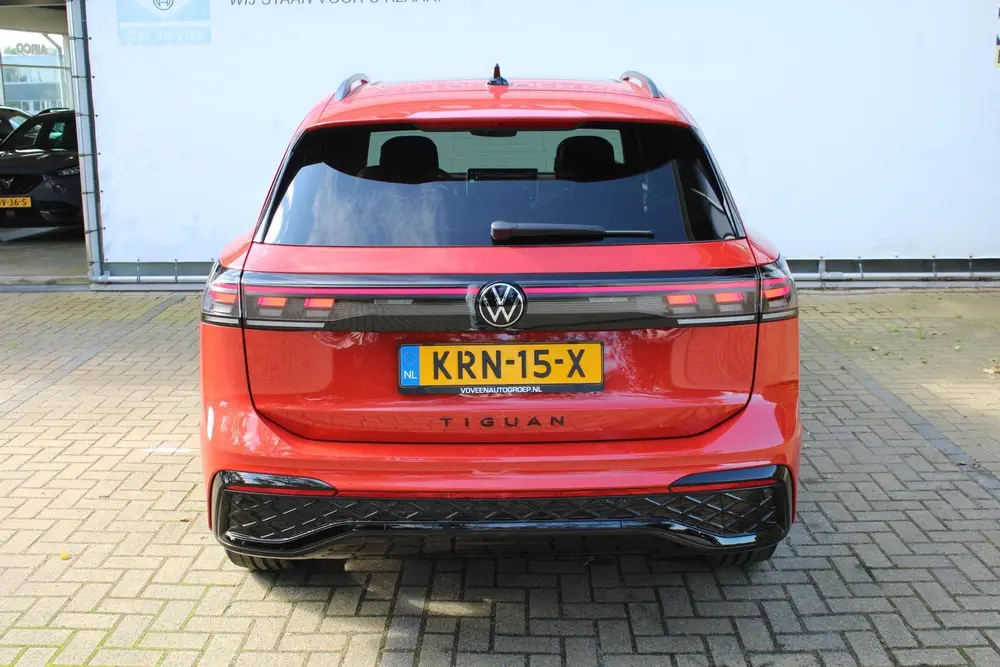 Volkswagen Tiguan 1.5 eHybrid R-Line Edition | Incl. 12 maan uit 2025, foto 10