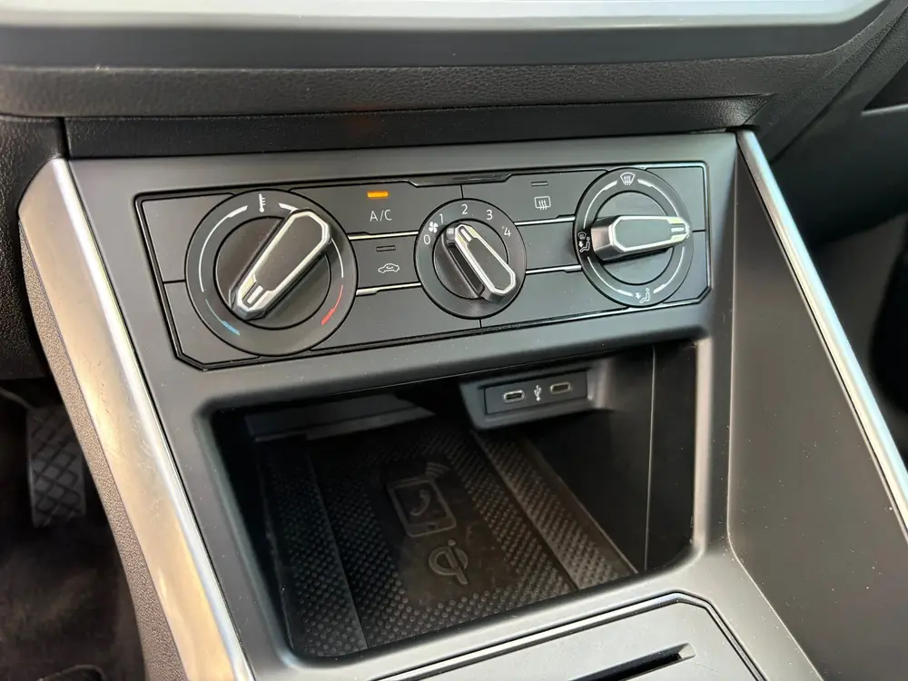 Volkswagen Polo 1.0 TSI Life Business DIGITAL DASH/ CARPLAY/ uit 2022, foto 14