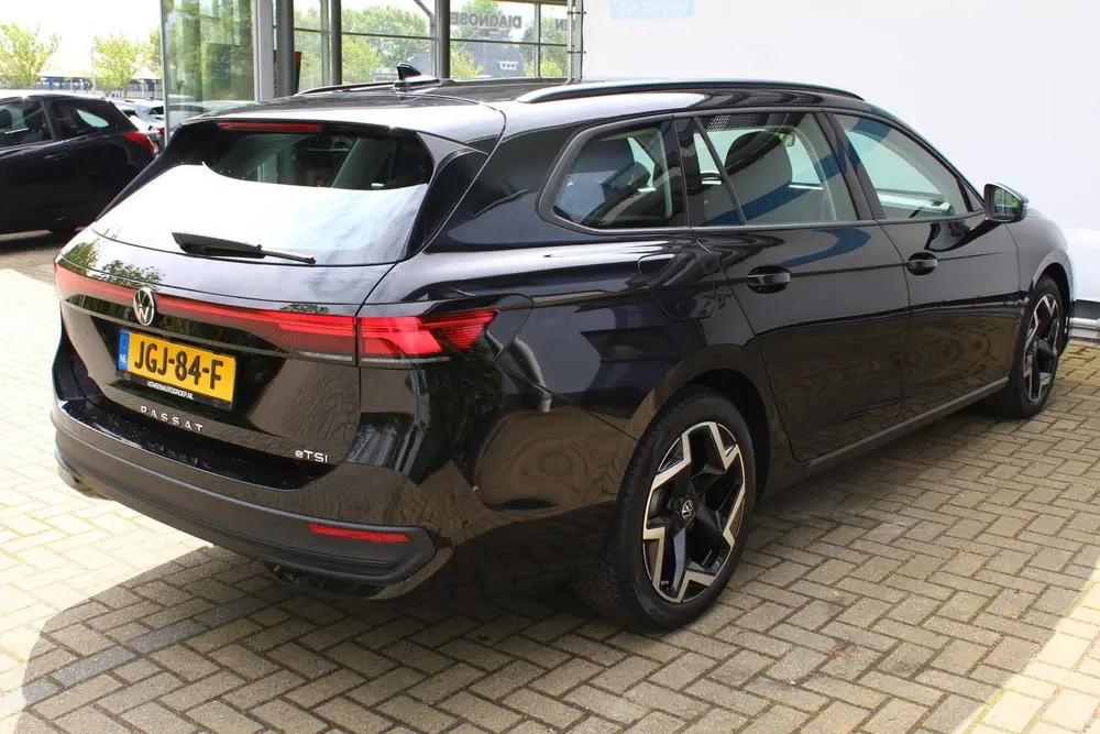 Volkswagen Passat Variant 1.5 eTSI 150 pk | Incl. 12 maanden uit 2024, foto 10
