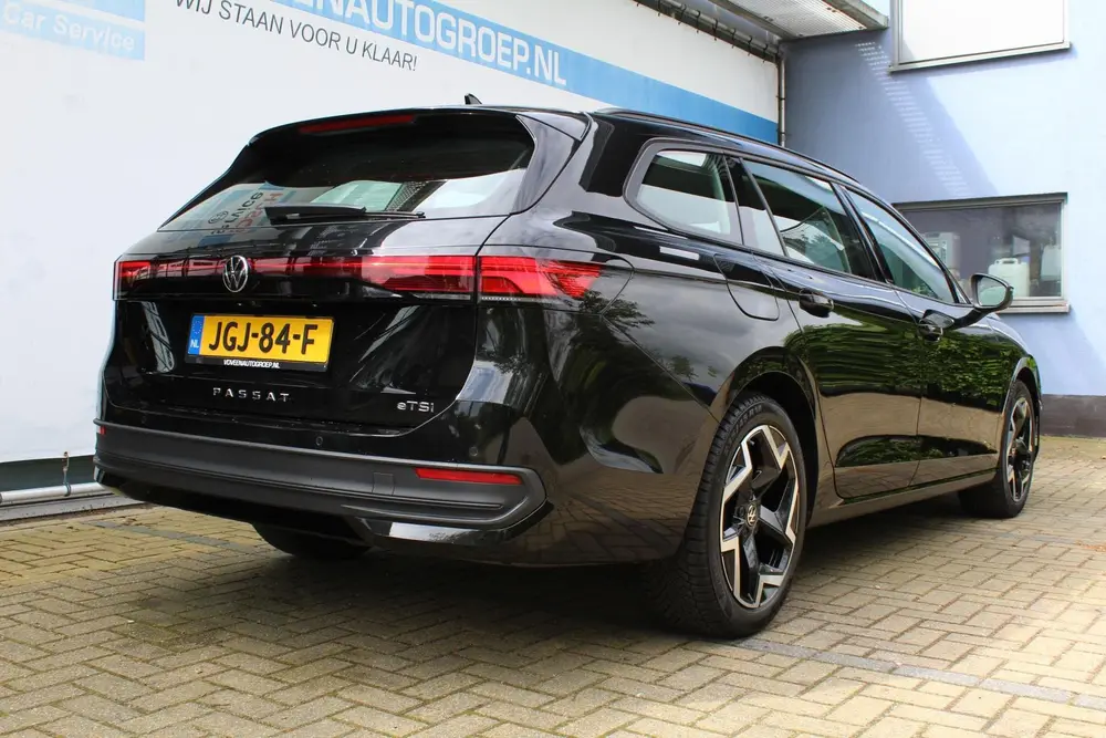 Volkswagen Passat Variant 1.5 eTSI 150 pk | Incl. 12 maanden uit 2024, foto 11