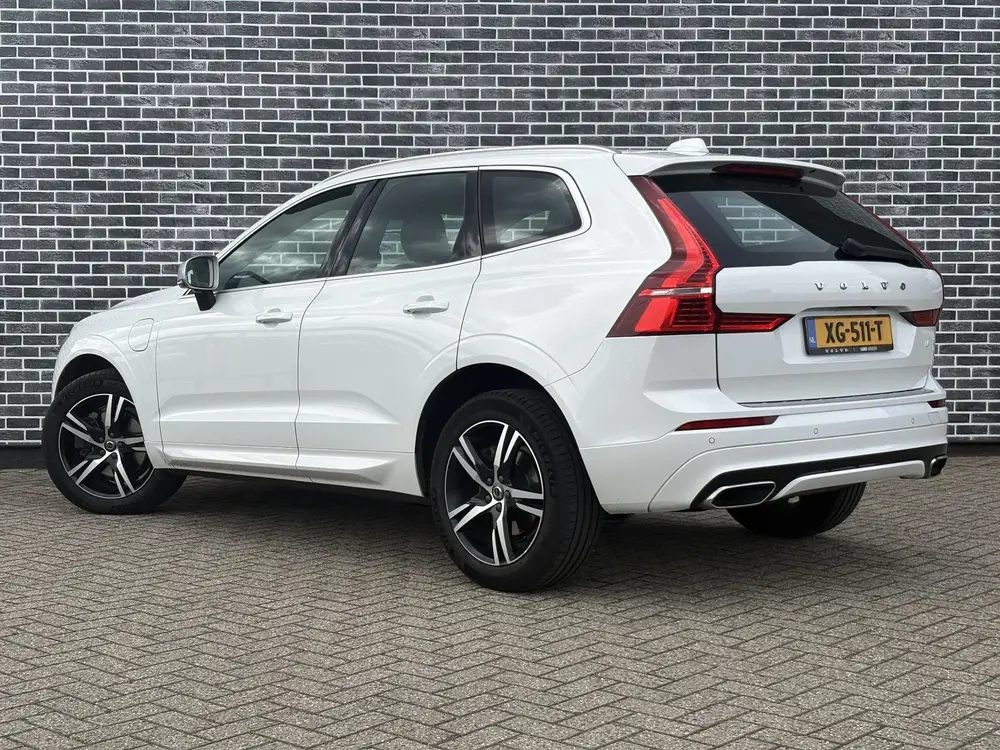 Volvo XC60 2.0 T8 Twin Engine AWD R-Design | Luchtvering | B uit 2019, foto 5