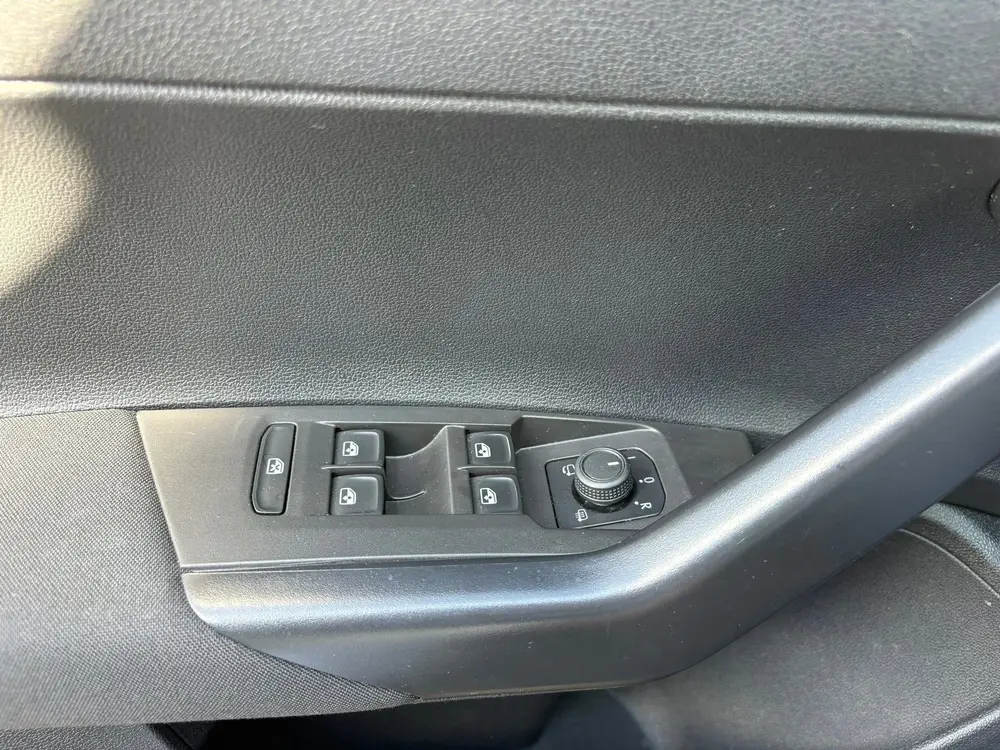 Volkswagen Polo 1.0 TSI Life AUTOMAAT/ CARPLAY/ PARKEERSENSO uit 2022, foto 9