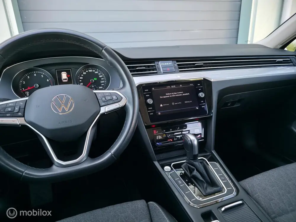 Volkswagen Passat Variant 1.5 TSI / DSG / Carplay / Camera uit 2023, foto 19