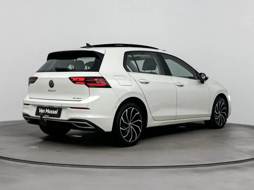 Volkswagen Golf 1.4 eHybrid Style | PANORAMADAK | TREKHAAK | uit 2021, foto 4
