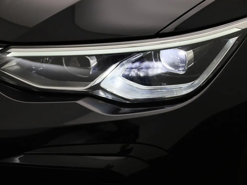 Volkswagen Golf 1.5 eTSI R-Line | IQ-LIGHT | PANORAMADAK | N uit 2022, foto 13