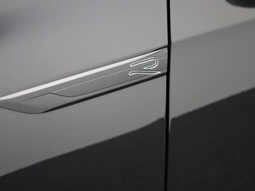 Volkswagen Golf 1.5 eTSI R-Line | IQ-LIGHT | PANORAMADAK | N uit 2022, foto 14