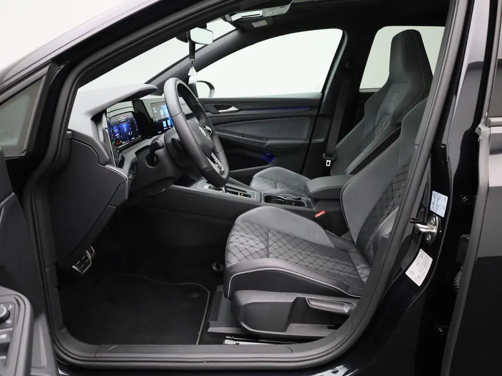 Volkswagen Golf 1.5 eTSI R-Line | IQ-LIGHT | PANORAMADAK | N uit 2022, foto 9