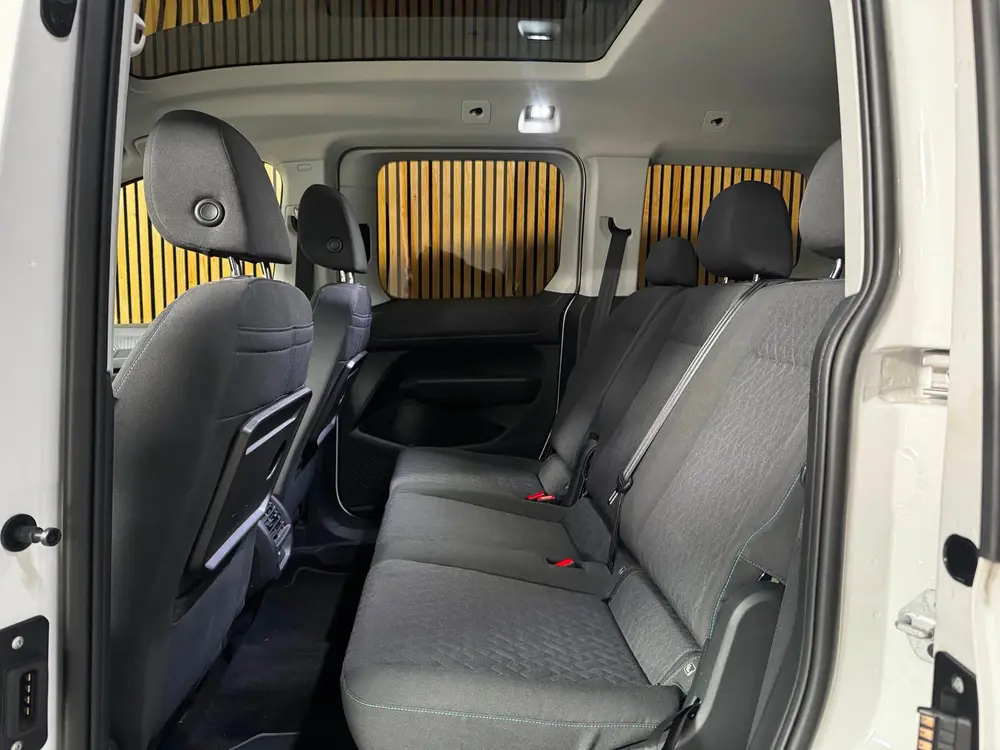 Volkswagen Caddy 1.5 TSI 5p PANO|TREKHAAK|VIRTUAL|CAMERA|FUL uit 2021, foto 18