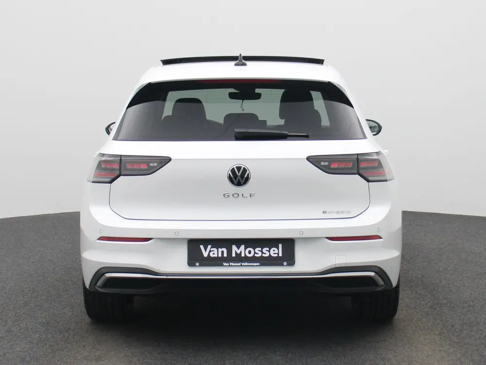 Volkswagen Golf 1.5 eHybrid Style Edition 204 PK| Panoramada uit 2025, foto 5