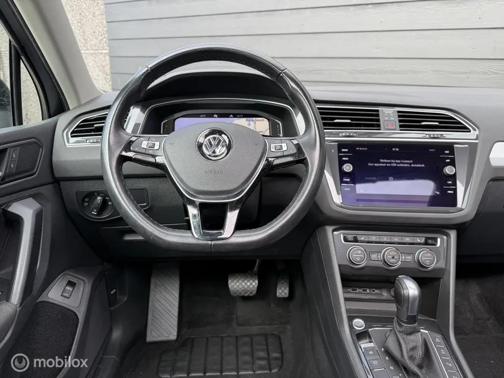 Volkswagen Tiguan 1.5 TSI ACT R-Line Pano.dak/Trekhaak/Virit uit 2020, foto 12